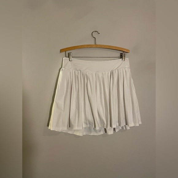 Adidas White Pleated Golf Tennis AthleticSkirt Skort - Picture 1 of 6